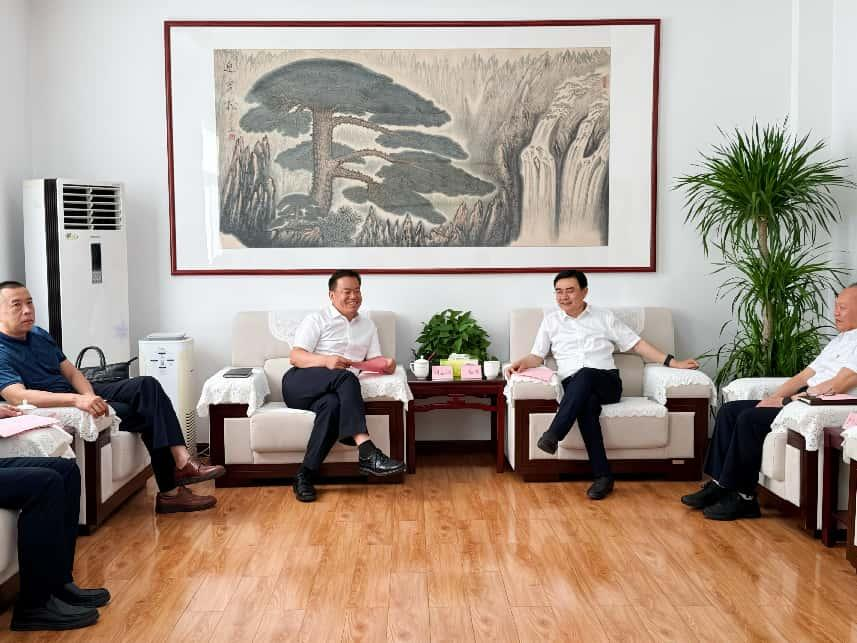 水发集团党委书记、董事长刘志国一行到访山东水设