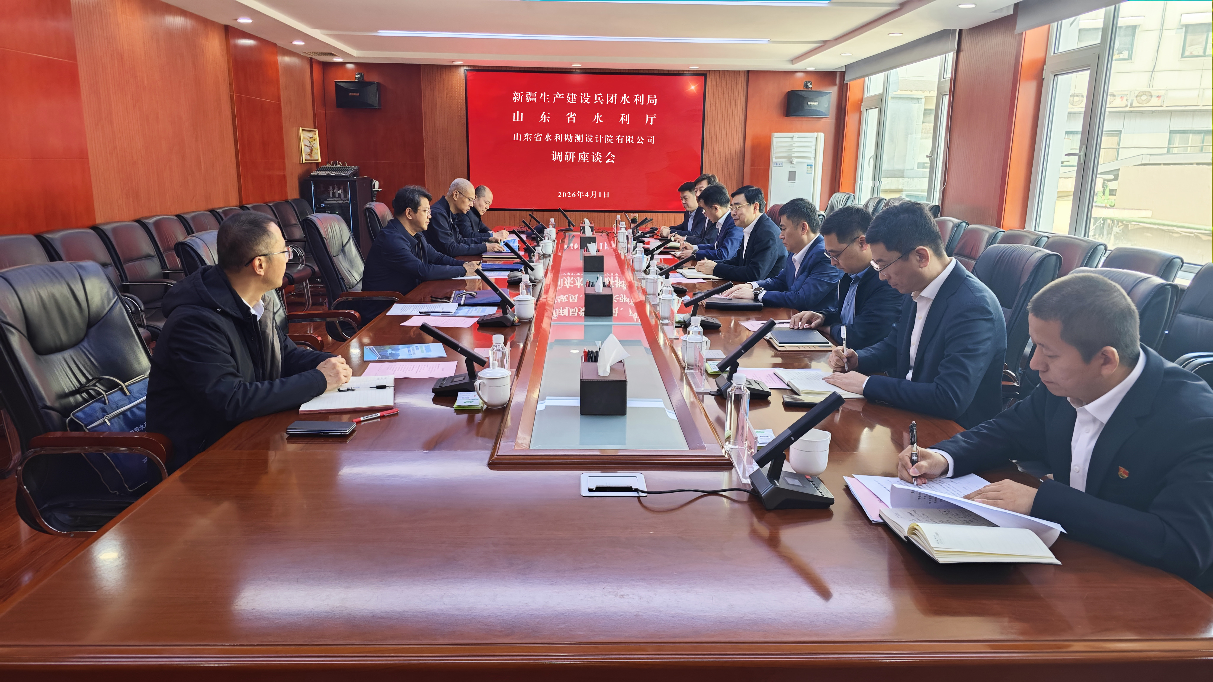 新疆生产建设兵团水利局党组成员、副局长吴剑一行到山东水设调研